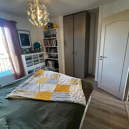 Avec Piscine Proche D'avignon Prázdninový dům *
